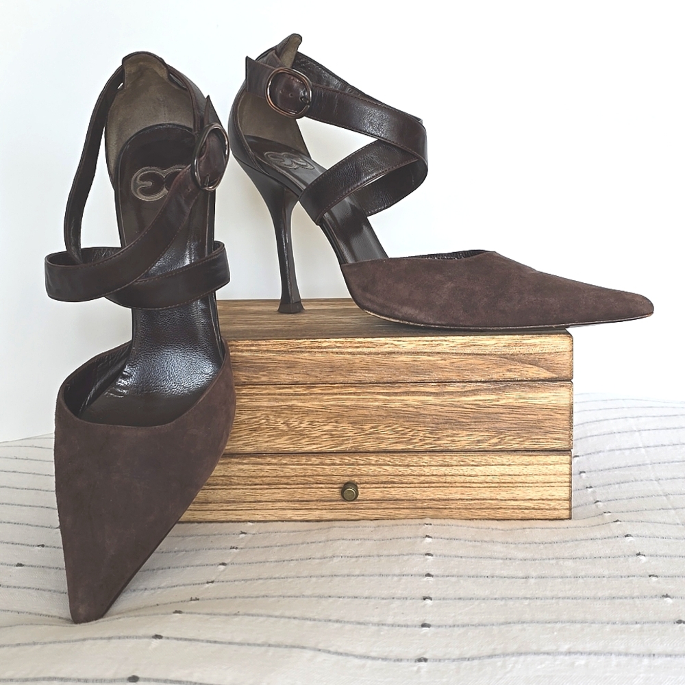 Escada pumps